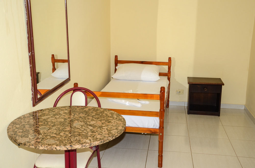 Hotel Ficare Poa - 3min Do Complexo Hospitalar Santa Casa